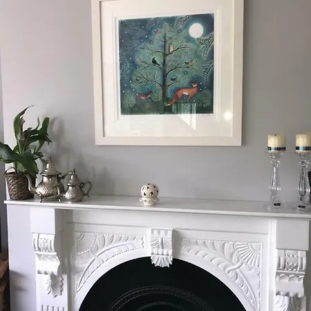 Bed & Breakfast Railway